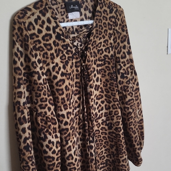 Animal Chic Print Blouse - Picture 7 of 8